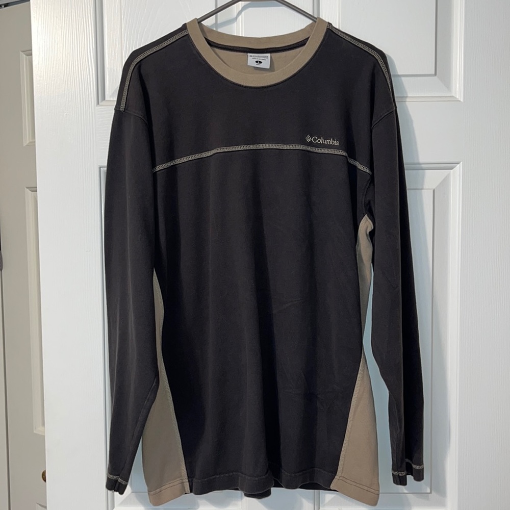 Men’s Columbia long sleeve shirt